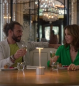 Emily_in_Paris_S02E10_WEBRip_x264-ION10_1504.jpg