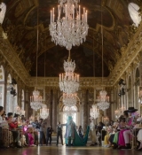 Emily_in_Paris_S02E10_WEBRip_x264-ION10_1628.jpg