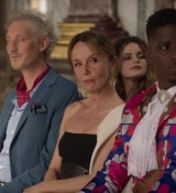 Emily_in_Paris_S02E10_WEBRip_x264-ION10_1700.jpg