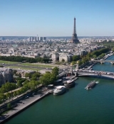 Emily_in_Paris_S02E10_WEBRip_x264-ION10_2096.jpg