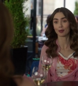 Filename=Emily_in_Paris_S02E10_WEBRip_x264-ION10_2460.jpg
Filesize=38KiB
Dimensions=720x405
Date added=Dec 28, 2021 Emily_in_Paris_S02E10_WEBRip_x264-ION10_2460.jpg