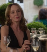Emily_in_Paris_S02E10_WEBRip_x264-ION10_2472.jpg