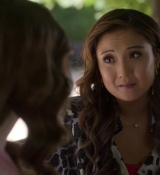 Emily_in_Paris_S02E10_WEBRip_x264-ION10_2500.jpg