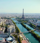 Emily_in_Paris_Season_2___Official_Trailer___Netflix_002.jpg