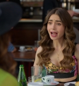 Emily_in_Paris_Season_2___Official_Trailer___Netflix_060.jpg