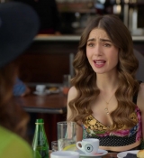 Emily_in_Paris_Season_2___Official_Trailer___Netflix_063.jpg