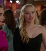 Emily_in_Paris_Season_2___Official_Trailer___Netflix_103.jpg