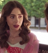 Emily_in_Paris_Season_2___Official_Trailer___Netflix_161.jpg