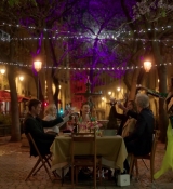 Emily_in_Paris_Season_2___Official_Trailer___Netflix_179.jpg