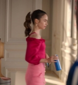Emily_in_Paris_Season_2___Official_Trailer___Netflix_229.jpg